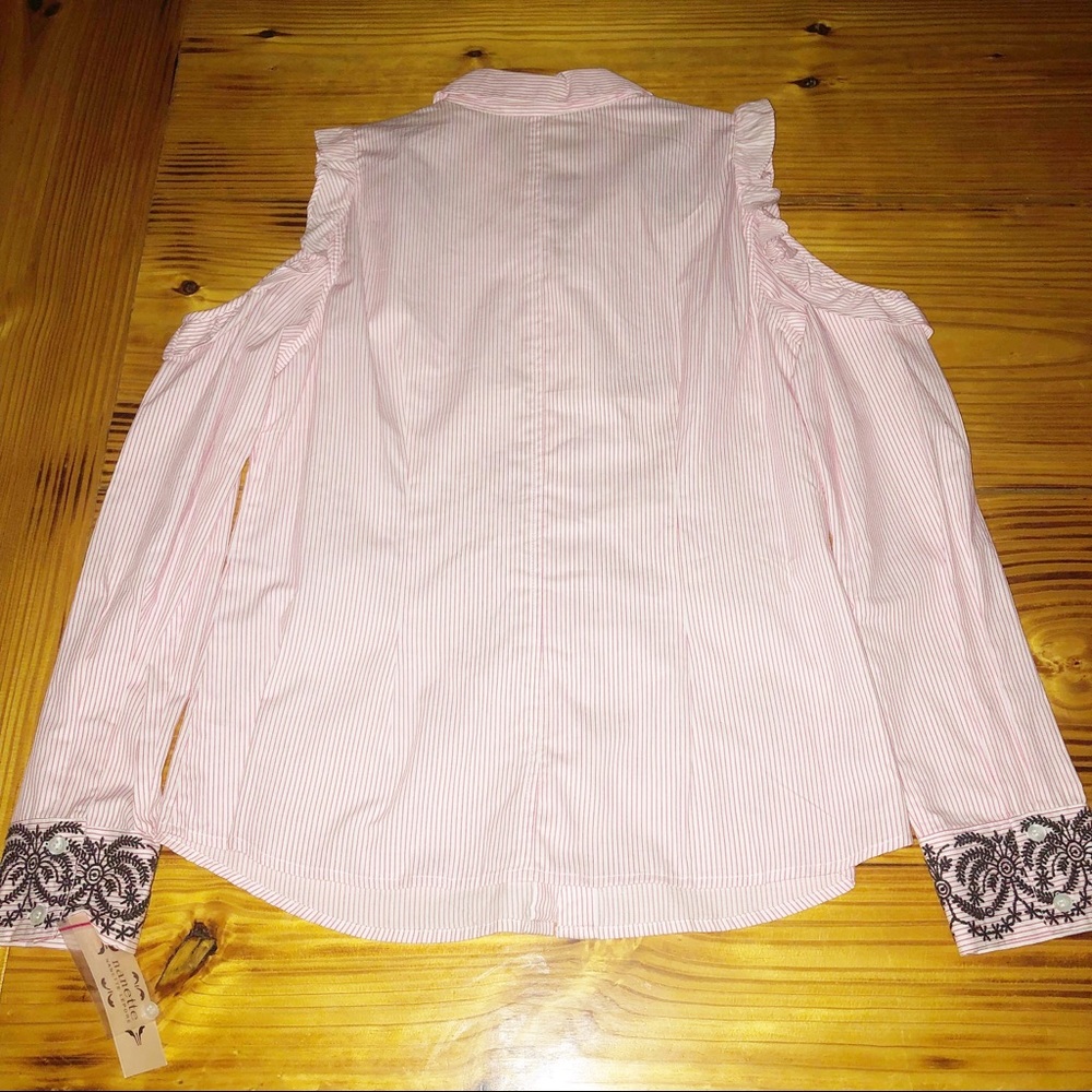 LAST CHANCE Nanette Lepore cold shoulder shirt - Picture 6 of 6